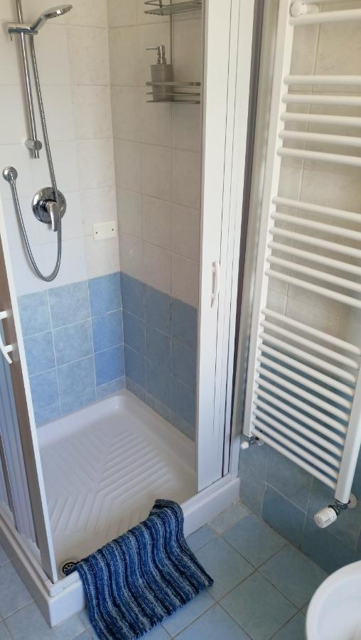 Marco - Camere Con Bagno Privato Vicino Al Centro Foligno Exteriör bild