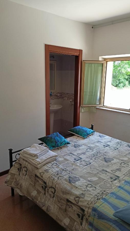 Marco - Camere Con Bagno Privato Vicino Al Centro Foligno Exteriör bild
